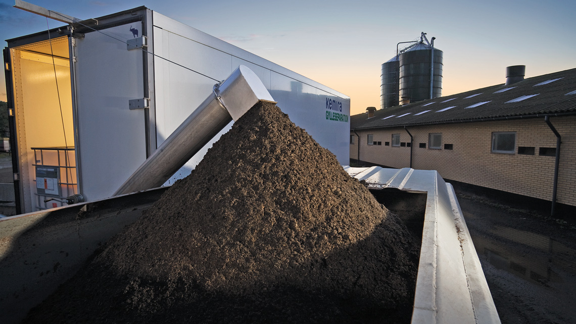 Enhanced sludge management in water treatment.